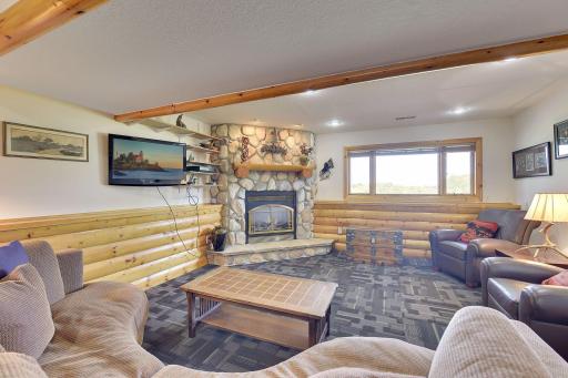 680 Game Farm Road N, Maple Plain, MN 55359