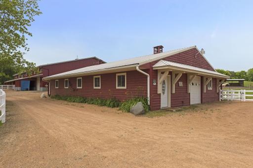 680 Game Farm Road N, Maple Plain, MN 55359