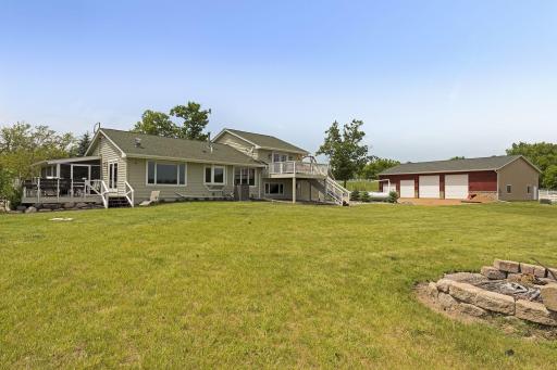 680 Game Farm Road N, Maple Plain, MN 55359