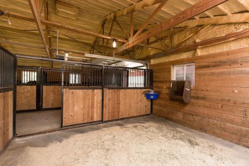 680 Game Farm Road N, Maple Plain, MN 55359