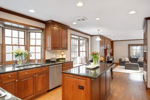 4911 Bruce Avenue, Edina, MN 55424