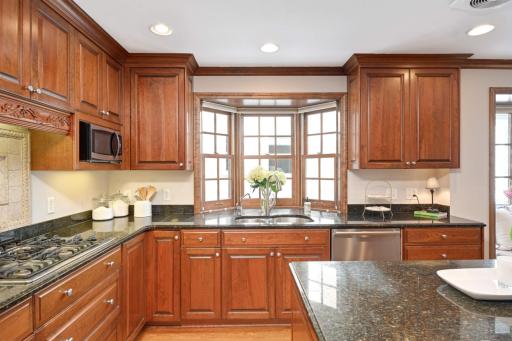 4911 Bruce Avenue, Edina, MN 55424