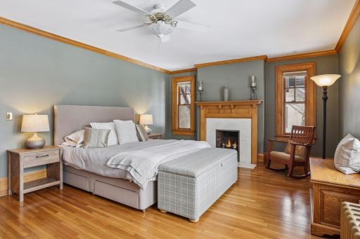 2010 Summit Avenue, Saint Paul, MN 55105