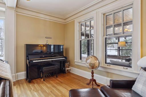 2010 Summit Avenue, Saint Paul, MN 55105