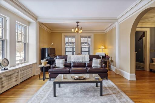 2010 Summit Avenue, Saint Paul, MN 55105