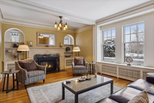 2010 Summit Avenue, Saint Paul, MN 55105
