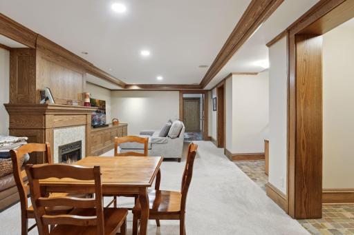 2010 Summit Avenue, Saint Paul, MN 55105