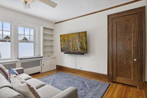 2010 Summit Avenue, Saint Paul, MN 55105