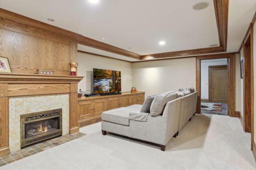 2010 Summit Avenue, Saint Paul, MN 55105