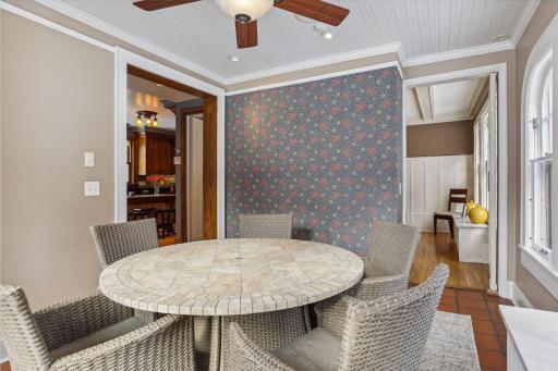 2010 Summit Avenue, Saint Paul, MN 55105