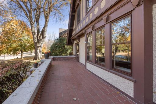 2010 Summit Avenue, Saint Paul, MN 55105