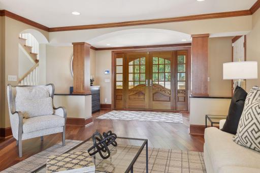 3229 Casco Circle, Wayzata, MN 55391
