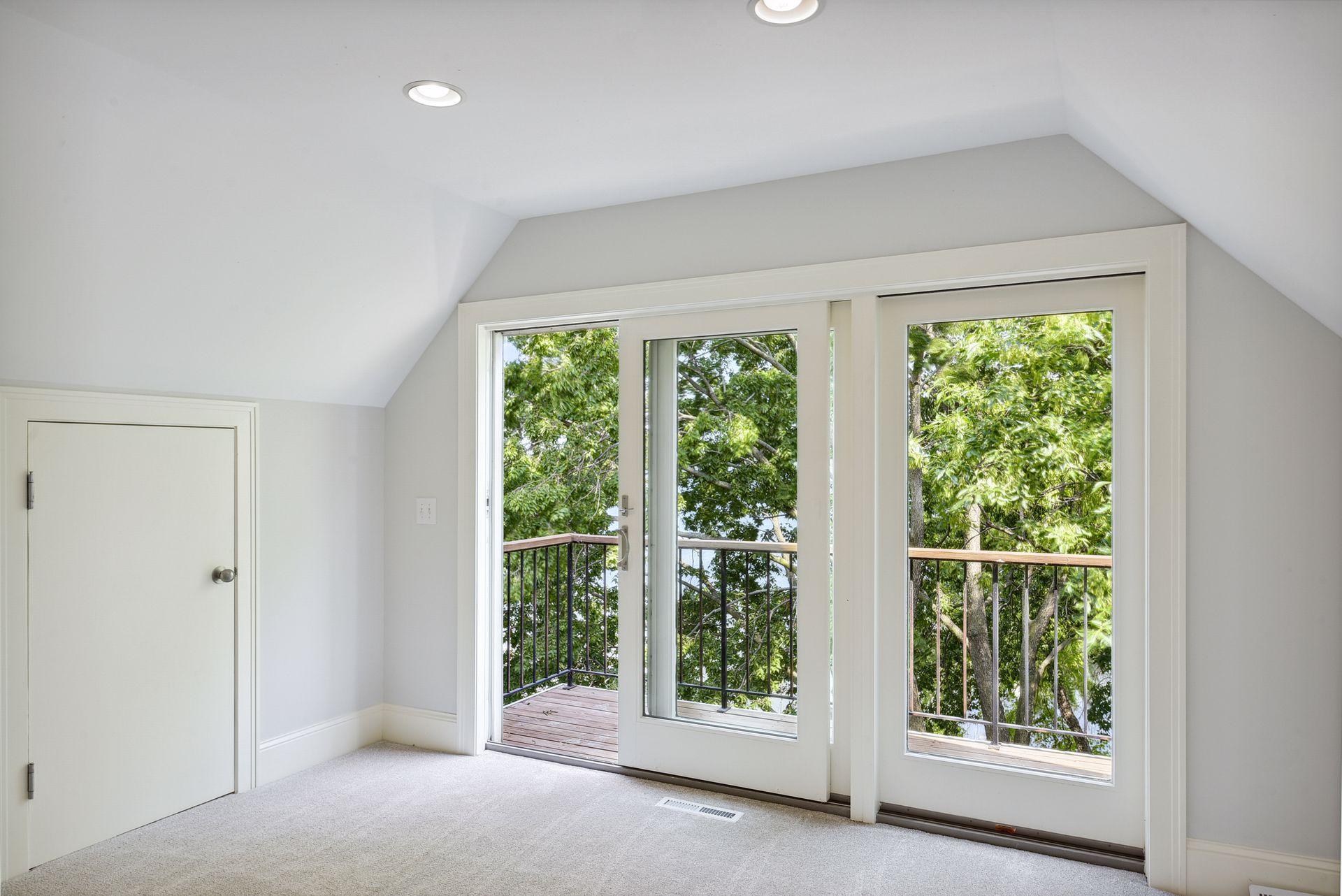 Flex Space Lakeviews