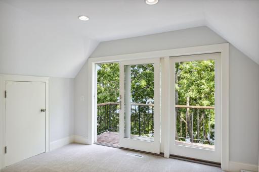 3229 Casco Circle, Wayzata, MN 55391