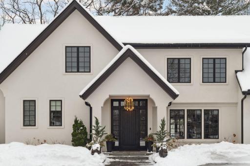 8 Spur Road, Edina, MN 55436
