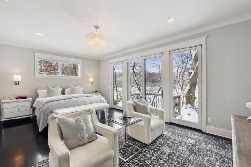 8 Spur Road, Edina, MN 55436
