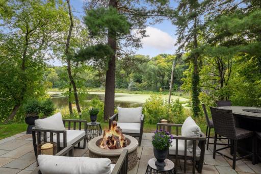 8 Spur Road, Edina, MN 55436