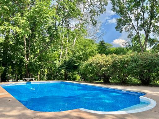 4902 Woodhurst Lane, Minnetonka, MN 55345