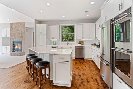4902 Woodhurst Lane, Minnetonka, MN 55345