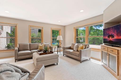 4902 Woodhurst Lane, Minnetonka, MN 55345