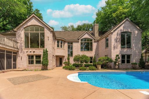4902 Woodhurst Lane, Minnetonka, MN 55345