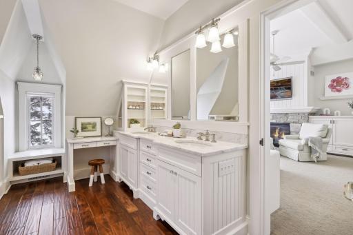3605 N Shore Drive, Wayzata, MN 55391