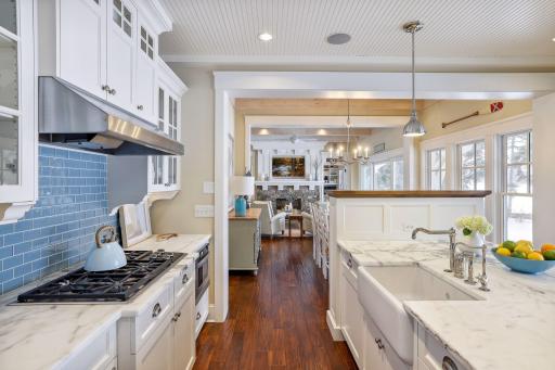 3605 N Shore Drive, Wayzata, MN 55391