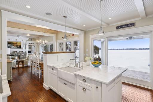 3605 N Shore Drive, Wayzata, MN 55391