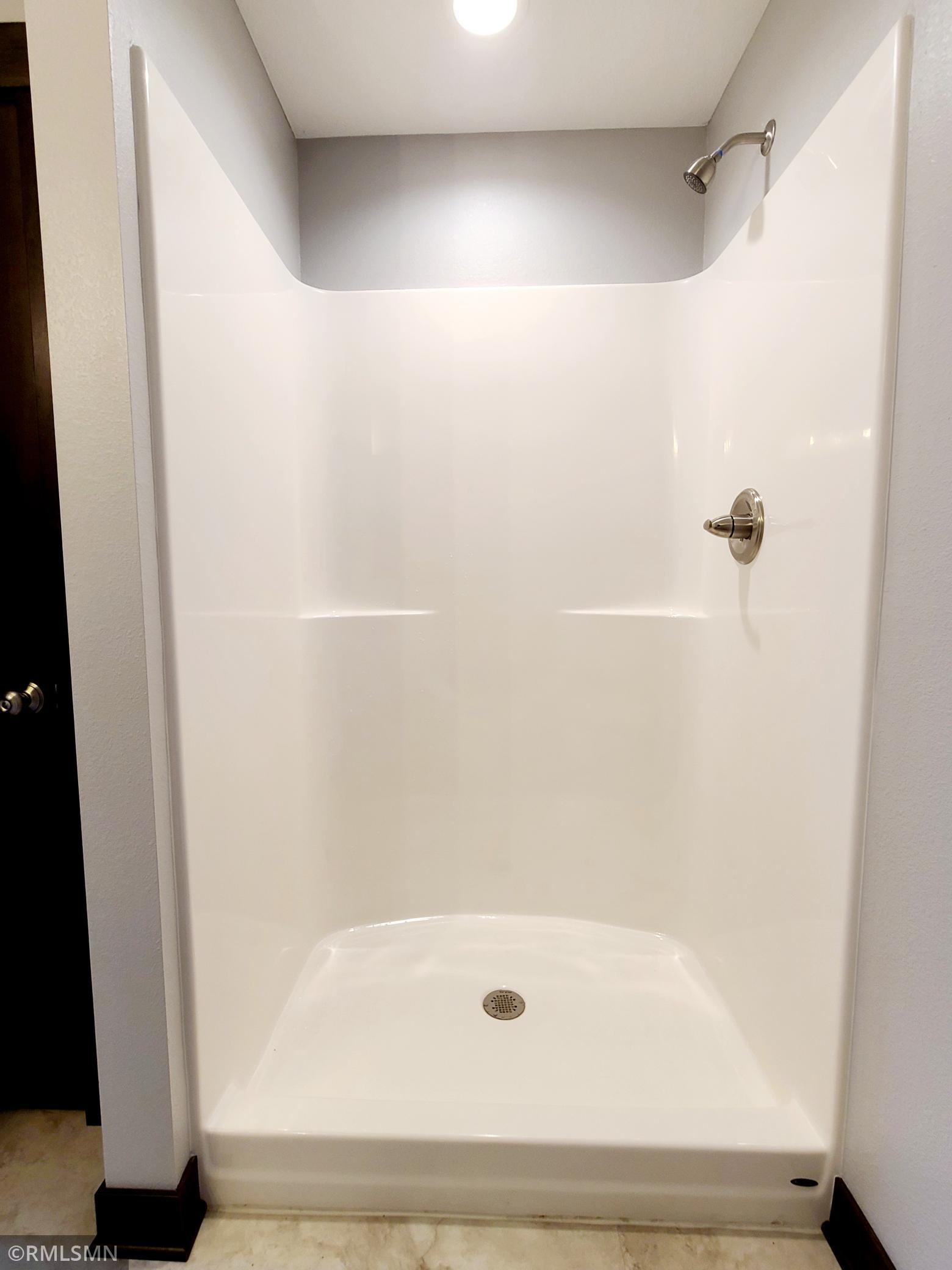 Listing picture of previous model that had similar finishes NOT the same floor plan. Not all the finishes pictured are included in 310 St. Andrews Ct