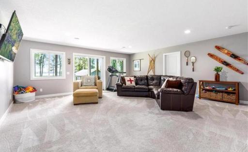 6301 Lendee Drive, Nisswa, MN 56468