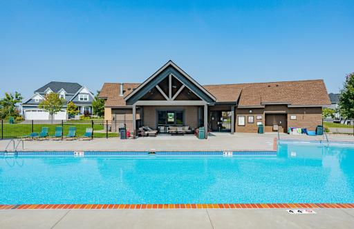 18 Rapp Farm Boulevard, Saint Paul, MN 55127