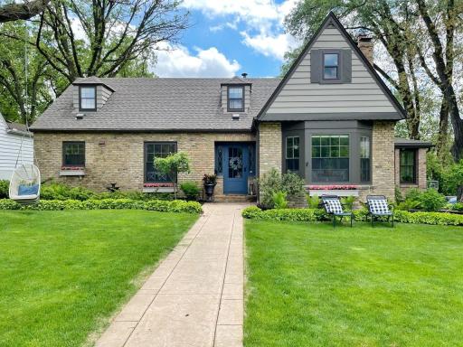 3913 W 48th Street, Edina, MN 55424