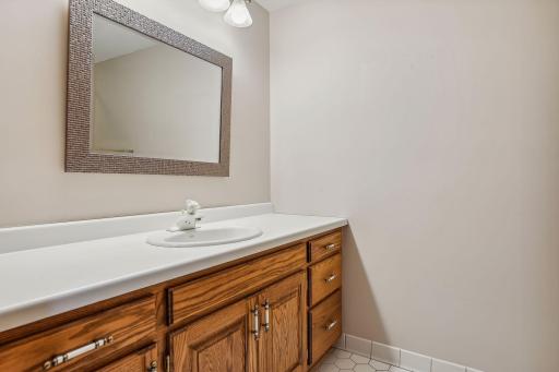 1941 Glenhill Road, Saint Paul, MN 55118