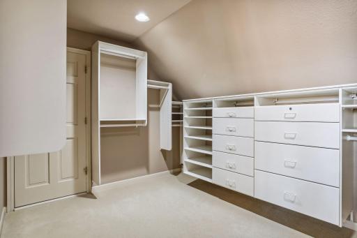 1941 Glenhill Road, Saint Paul, MN 55118