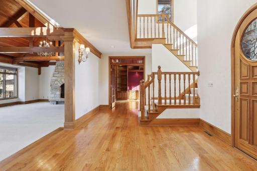 1941 Glenhill Road, Saint Paul, MN 55118