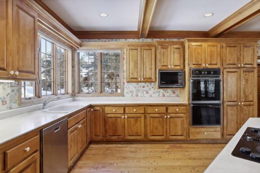1941 Glenhill Road, Saint Paul, MN 55118