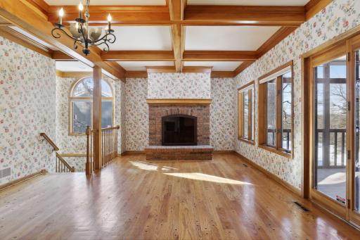 1941 Glenhill Road, Saint Paul, MN 55118