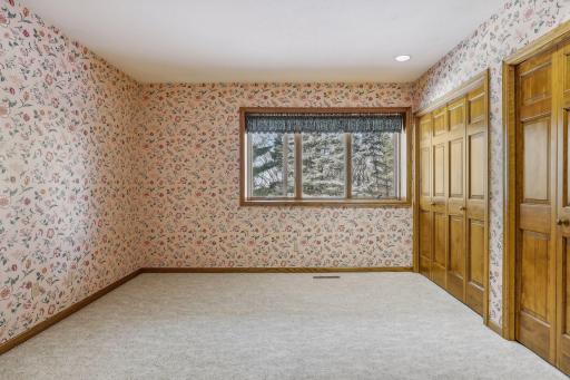1941 Glenhill Road, Saint Paul, MN 55118