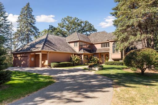 1941 Glenhill Road, Saint Paul, MN 55118