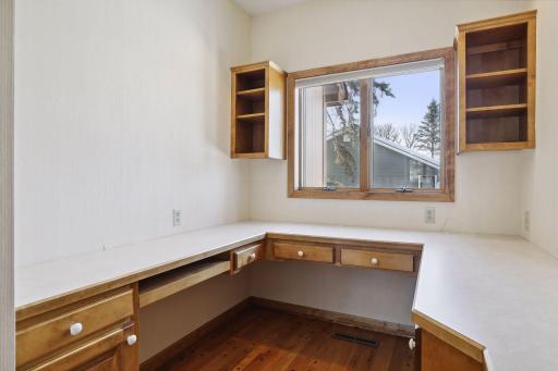 1941 Glenhill Road, Saint Paul, MN 55118