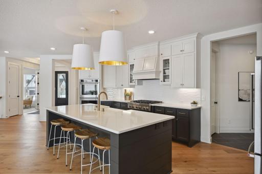 16370 62nd Place N, Maple Grove, MN 55311