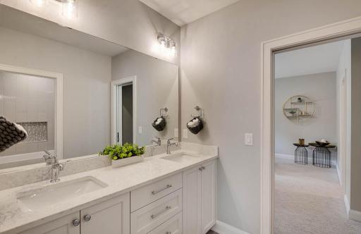 694 Wentworth Avenue, Mendota Heights, MN 55118