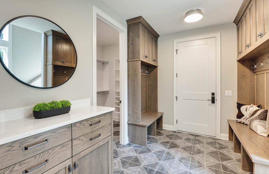 12 - Mudroom.jpg