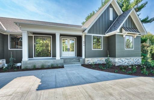 694 Wentworth Avenue, Mendota Heights, MN 55118