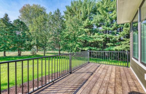 694 Wentworth Avenue, Mendota Heights, MN 55118