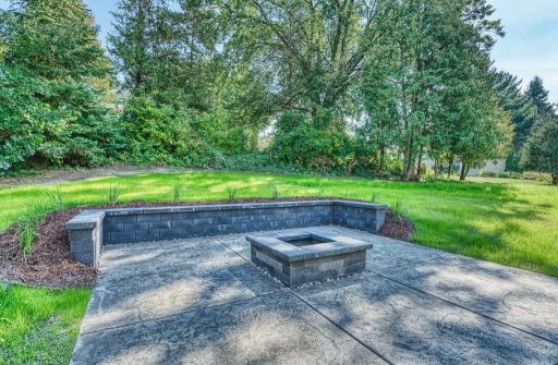 694 Wentworth Avenue, Mendota Heights, MN 55118