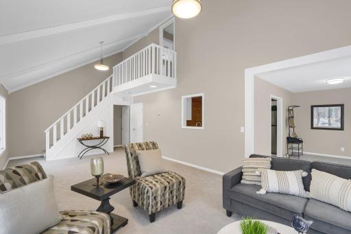301 11th Avenue N, Hopkins, MN 55343