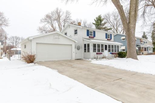 951 Apgar Street S, Shakopee, MN 55379