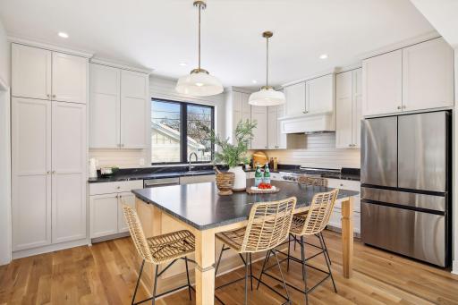 5047 Abbott Ave So, Minneapolis, MN 55410