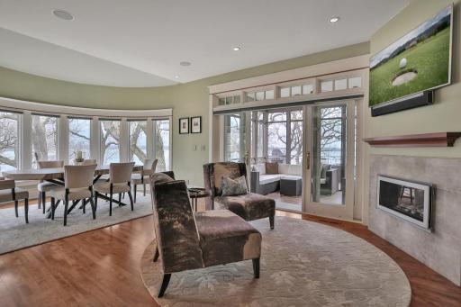 73 Tamarack Street, Mahtomedi, MN 55115